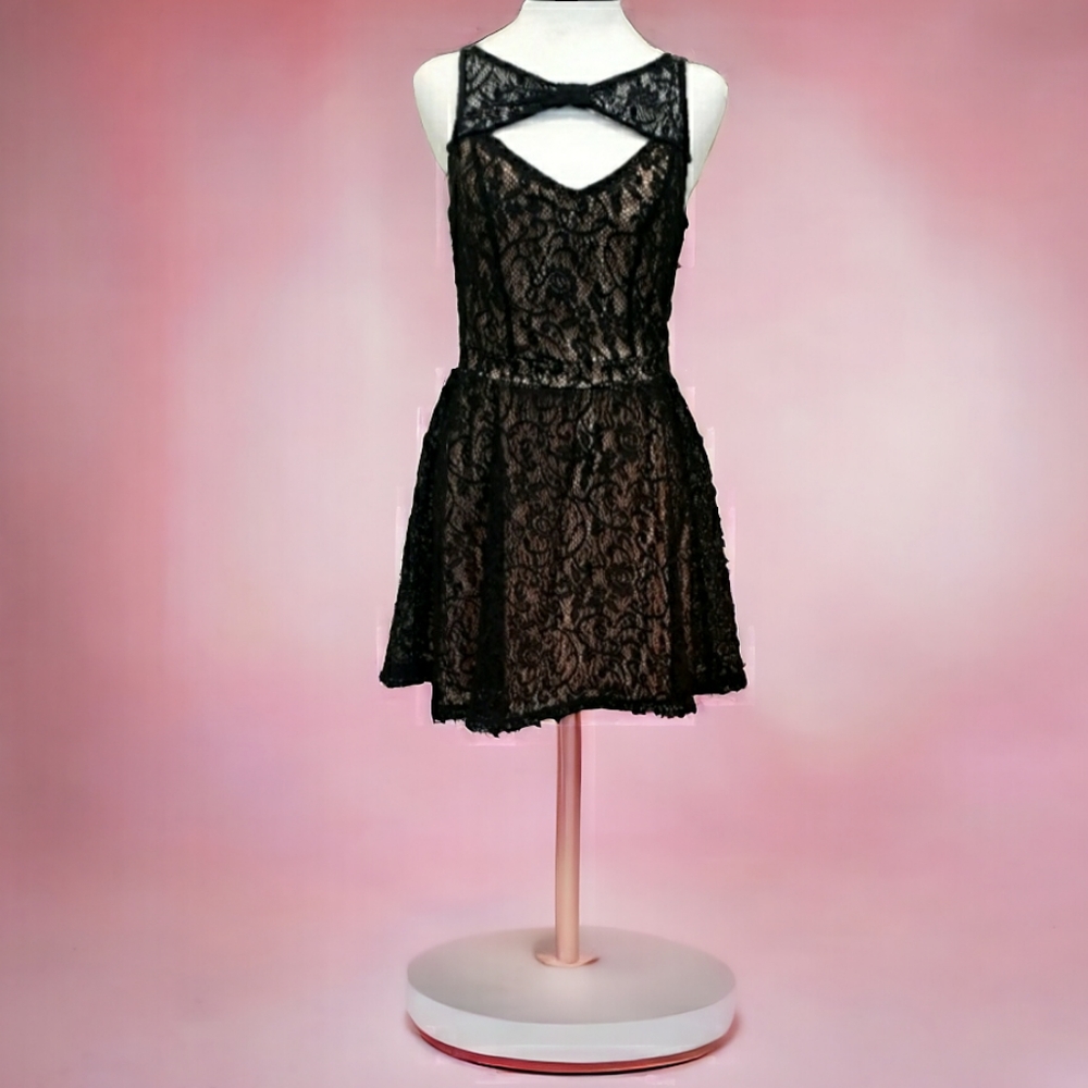 Material Girl Black Lace Zip button lined size M